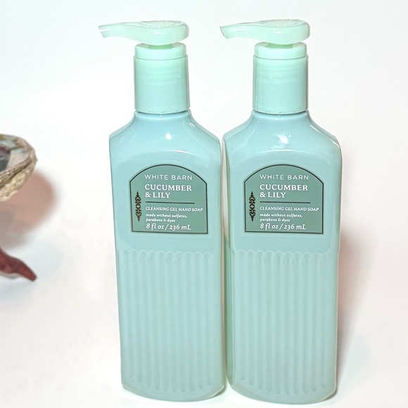 CUCUMBER & LILY Gel Hand Soap - Picture 1 of 2